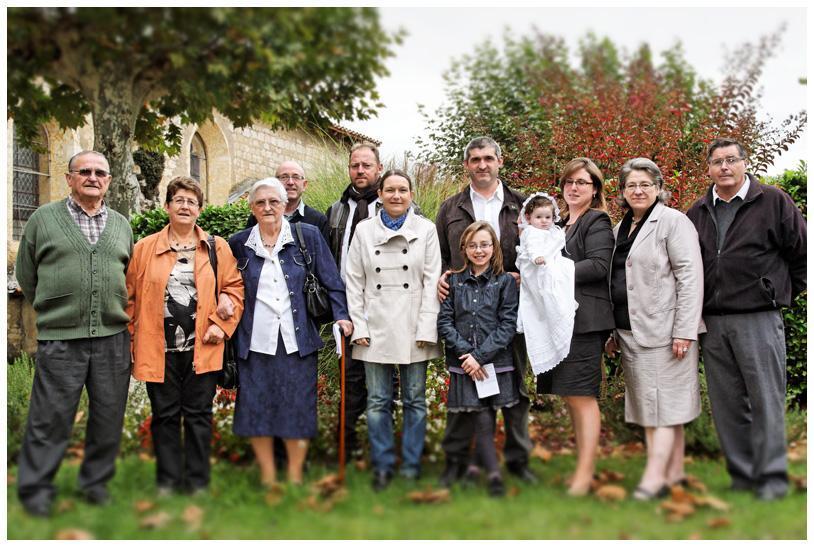 Photo de groupe après l'église